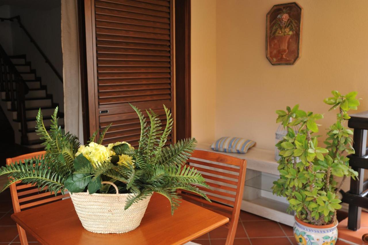 Le Pigne Siciliane Terrasini Exterior foto